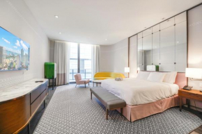 Luxurious King Suite W Pool at SLS Brickell